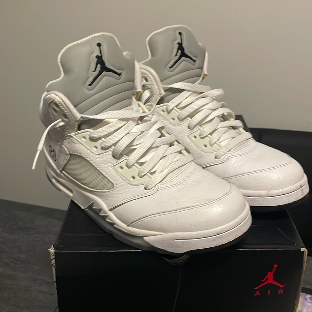 Jordan 5 metallic